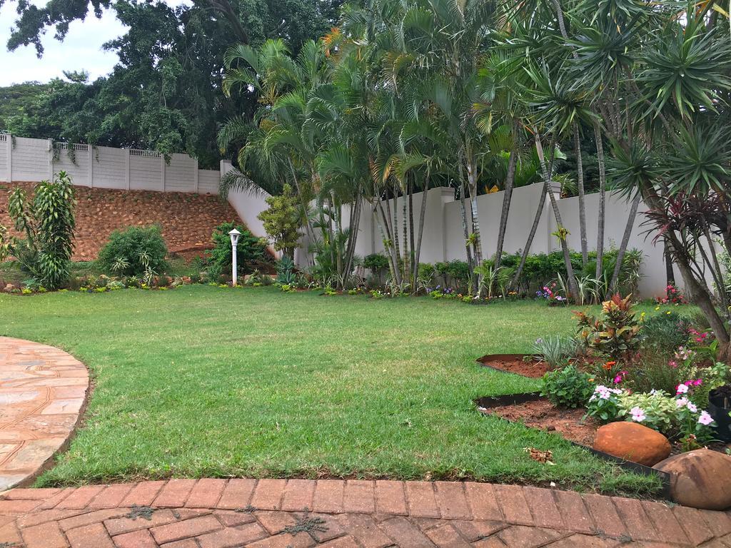 The Grand Orchid Guesthouse Durban Esterno foto